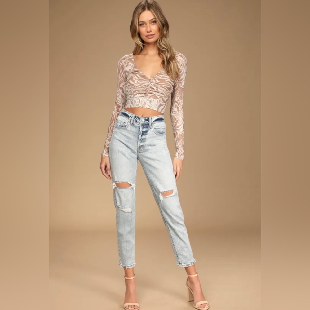 Daze Denim The Original High Rise Mom Jeans Light Wash Distressed NWT